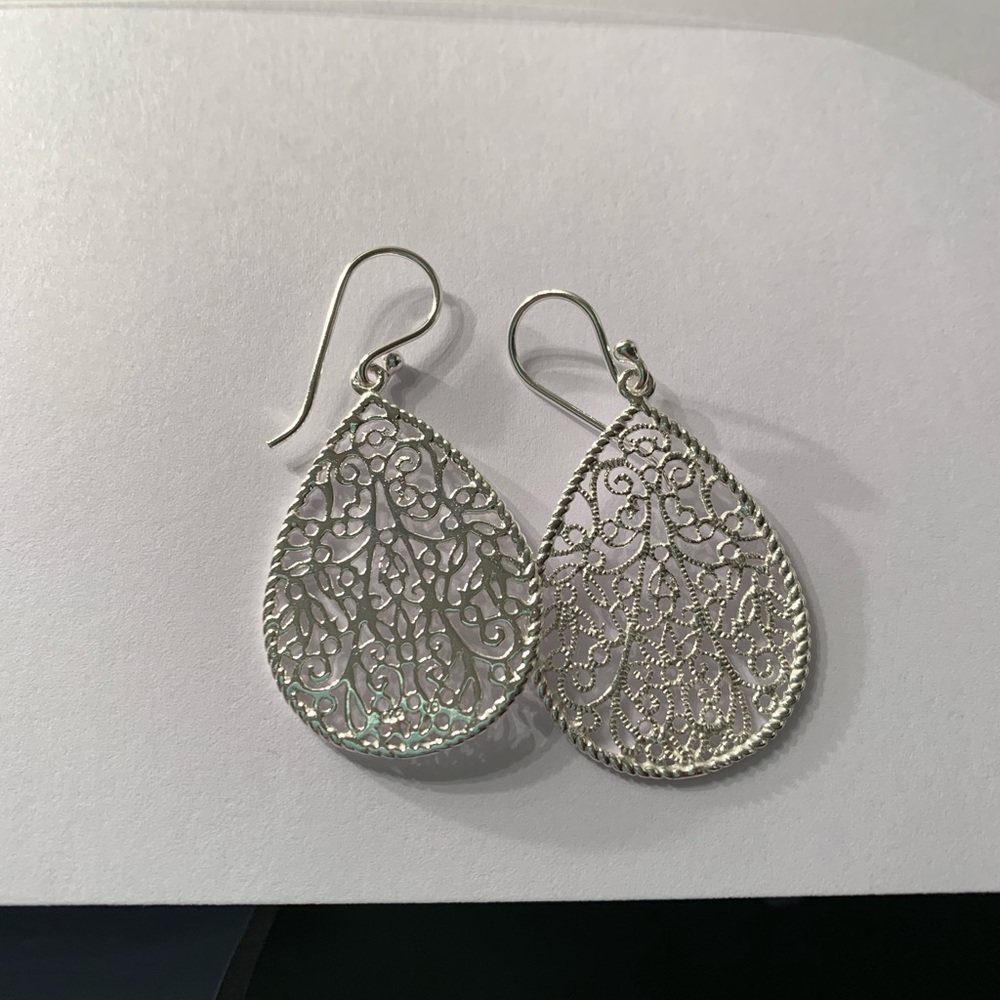 SALE ~VERA and CO Sterling Silver Filigree Tear Drop Earrings NWOT